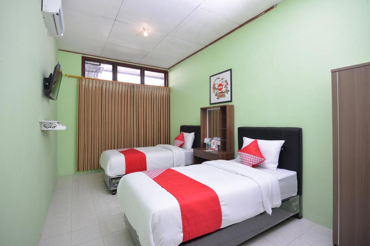Hotel Super Oyo 1046 Omah Pathok Yogyakarta Esterno foto