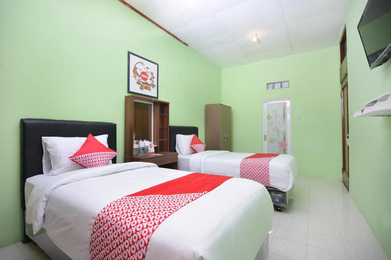 Hotel Super Oyo 1046 Omah Pathok Yogyakarta Esterno foto