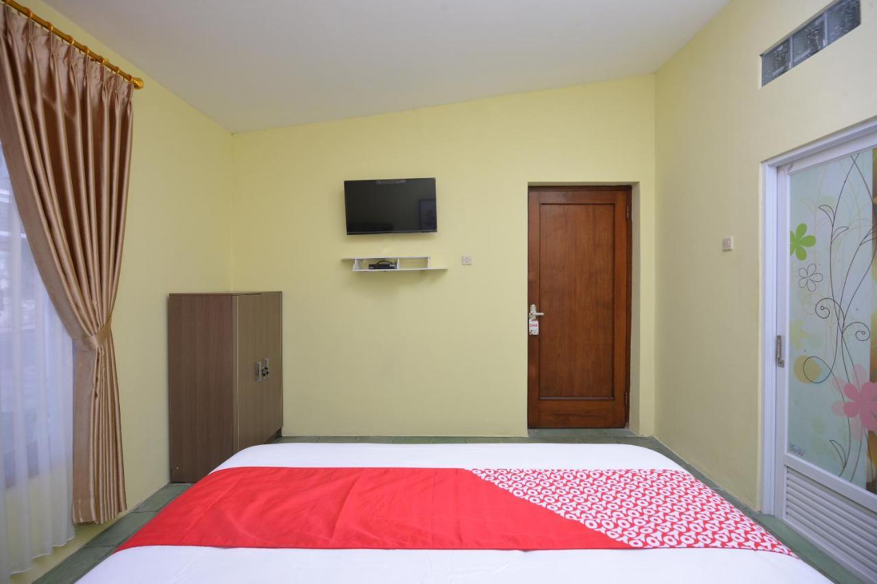 Hotel Super Oyo 1046 Omah Pathok Yogyakarta Esterno foto
