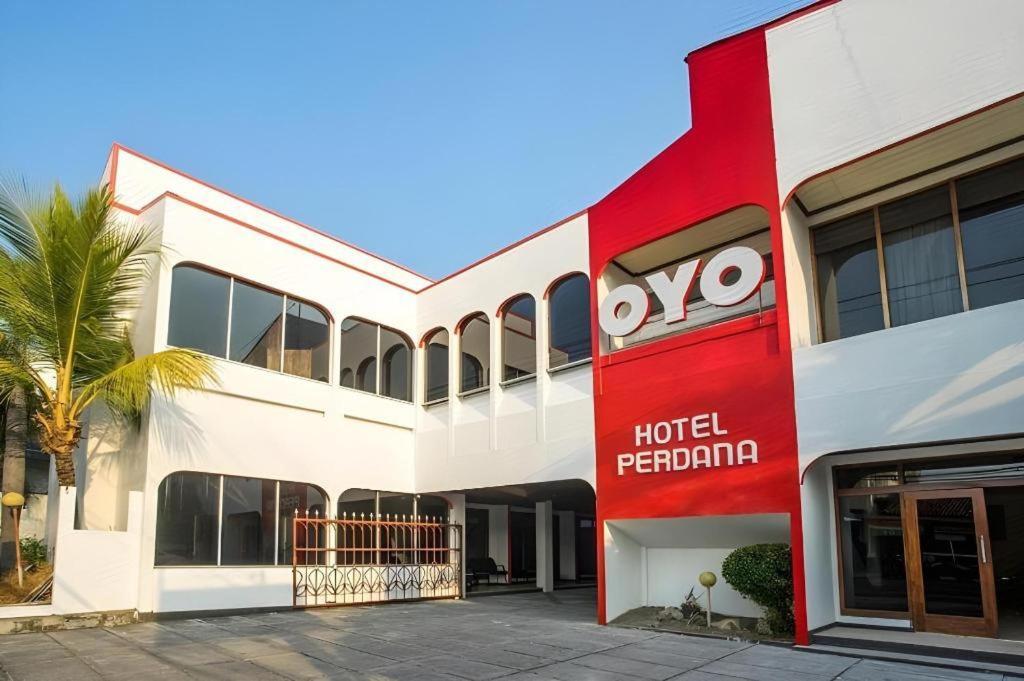 Hotel Super Oyo 1046 Omah Pathok Yogyakarta Esterno foto