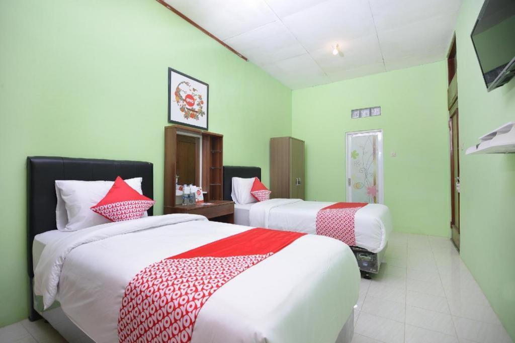 Hotel Super Oyo 1046 Omah Pathok Yogyakarta Esterno foto